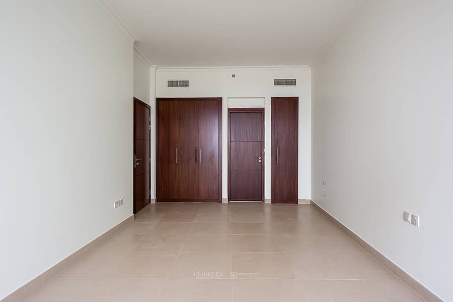 6 2 Bedroom Apartment - Large Terrace - Burj Vista