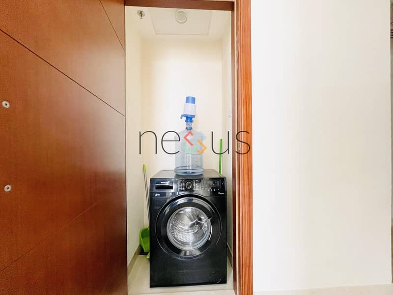 8 Spacious With Laundry Room