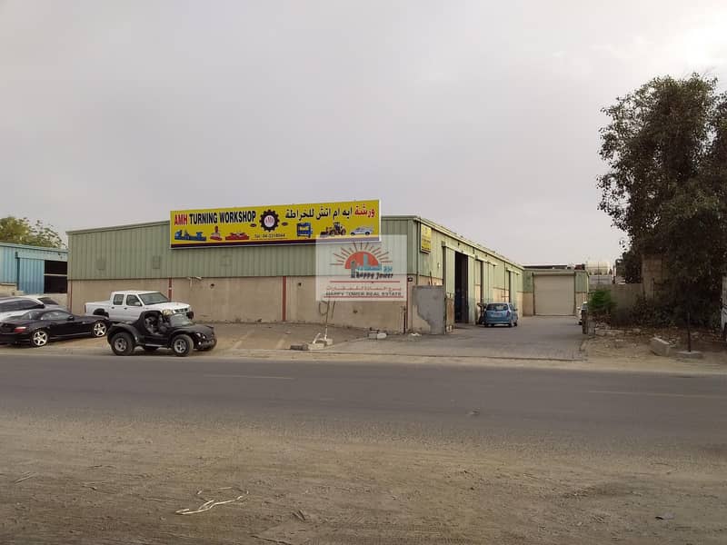For Rent Warehouse 3,800 sq. fts. in Ras Al Khor
