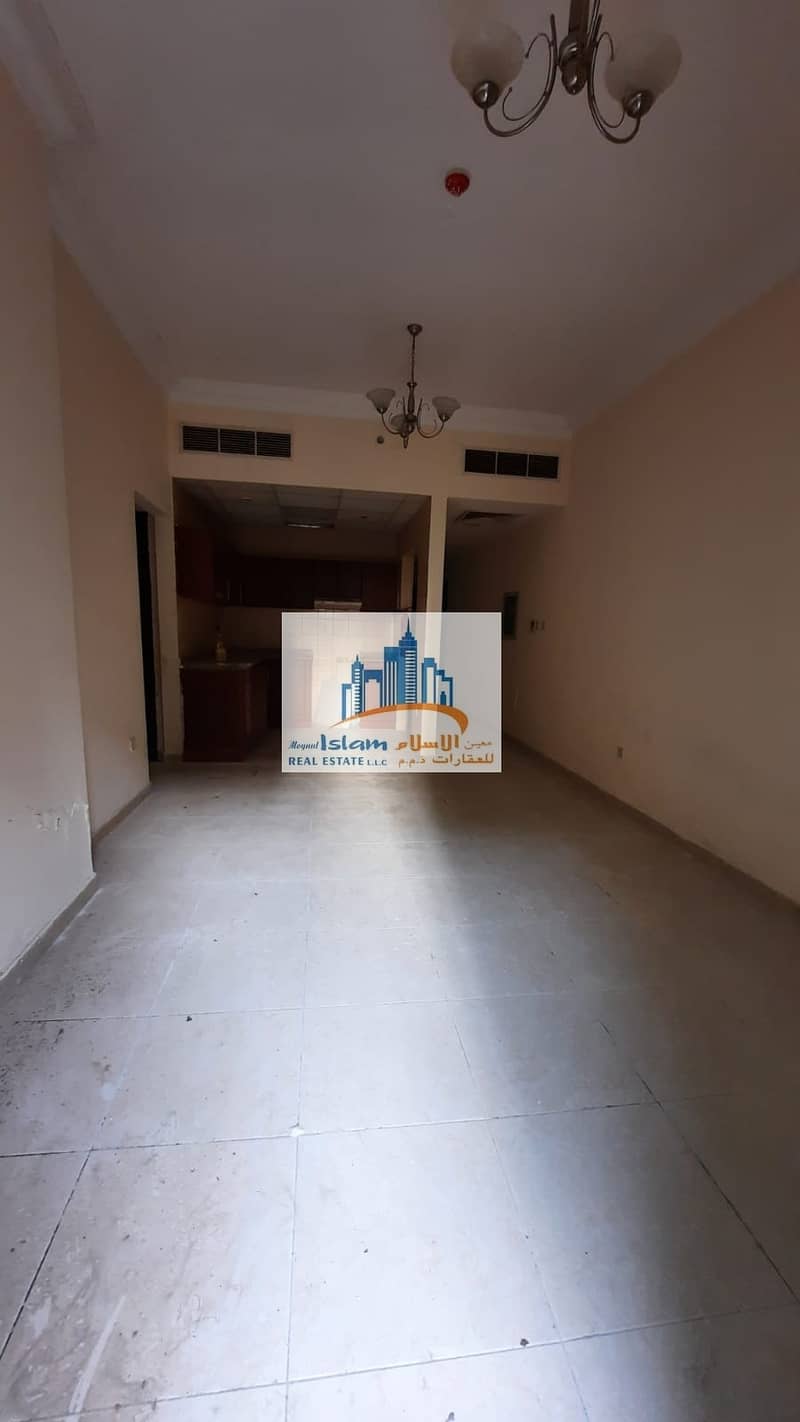 6 BIGGEST PRIVATE TERRACE 2 BED HALL APARTMENT