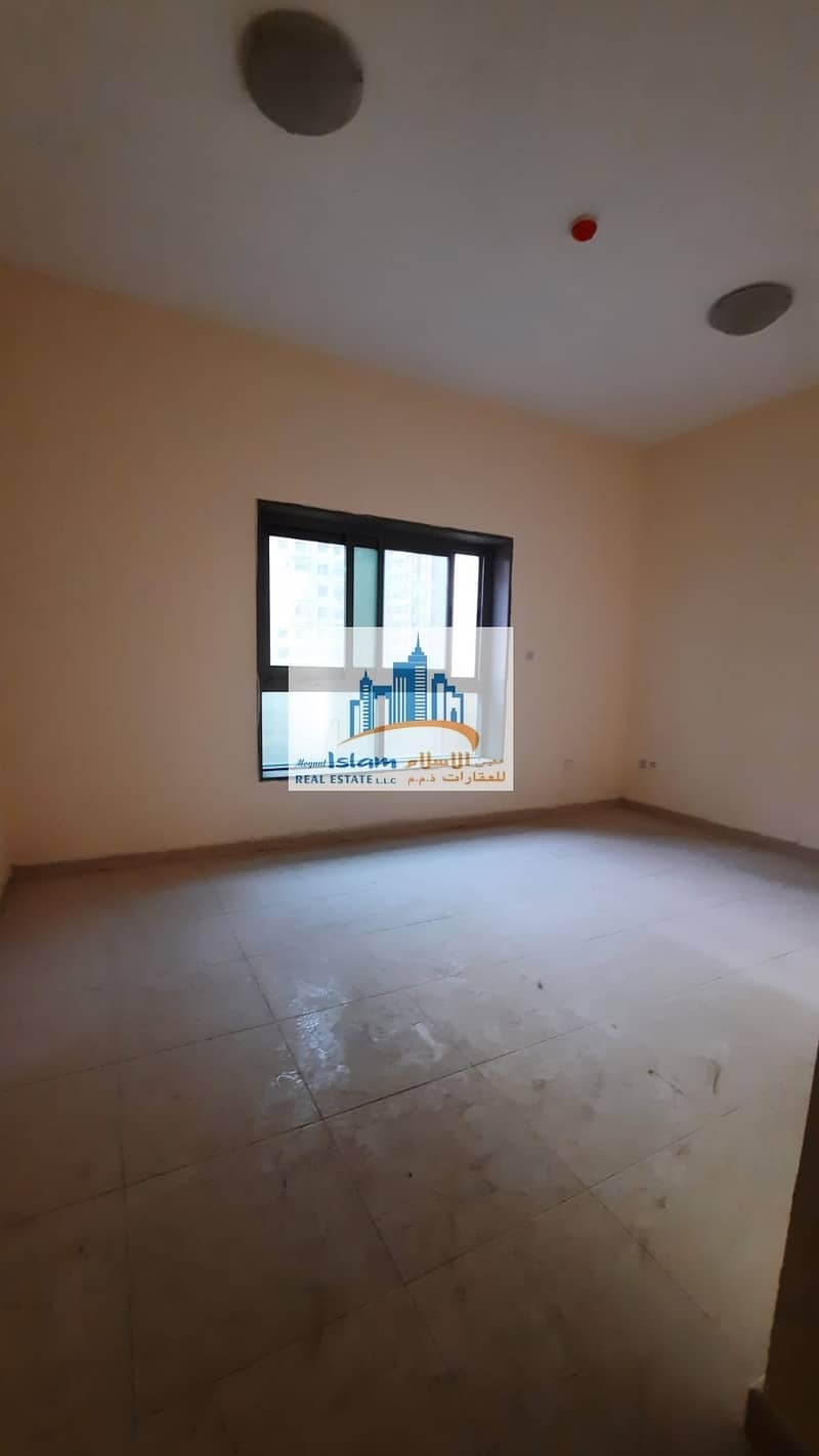 10 BIGGEST PRIVATE TERRACE 2 BED HALL APARTMENT