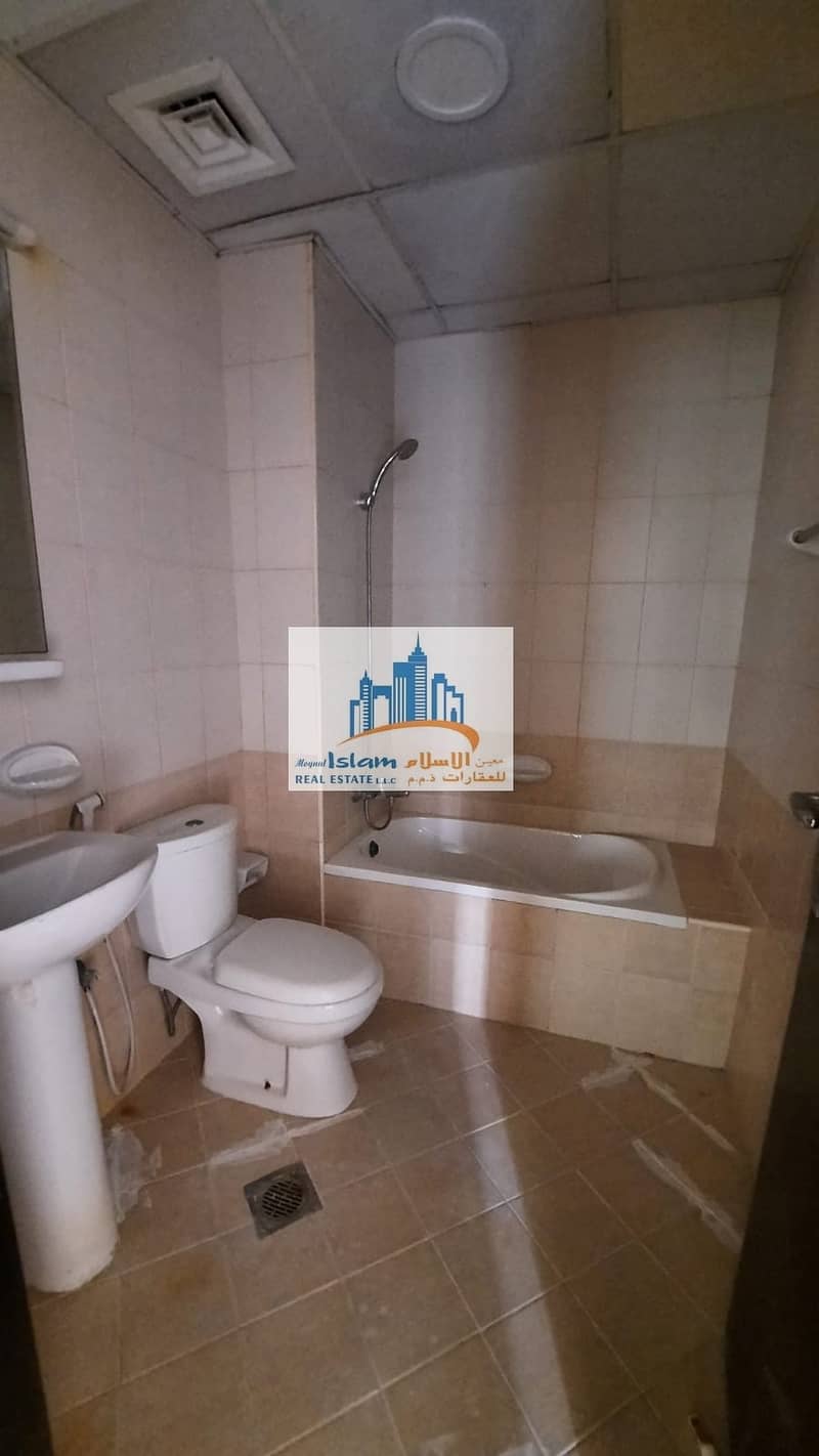 14 BIGGEST PRIVATE TERRACE 2 BED HALL APARTMENT