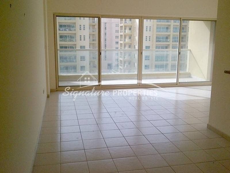 Vacant I High Floor I Pool View I 2+Study |