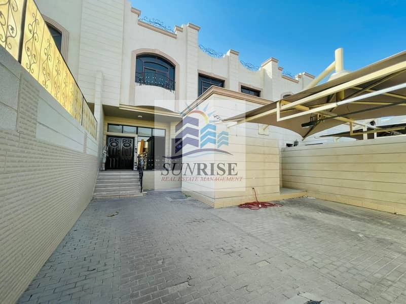2 Villa Khalifa A, 5 master rooms, central air conditioning, wall cabinets, independent entrance, required 160 thousand