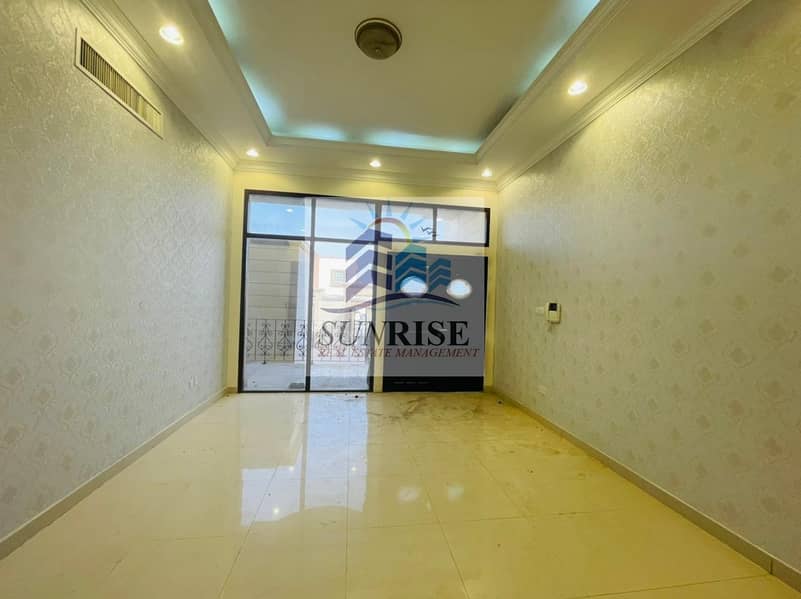 15 Villa Khalifa A, 5 master rooms, central air conditioning, wall cabinets, independent entrance, required 160 thousand