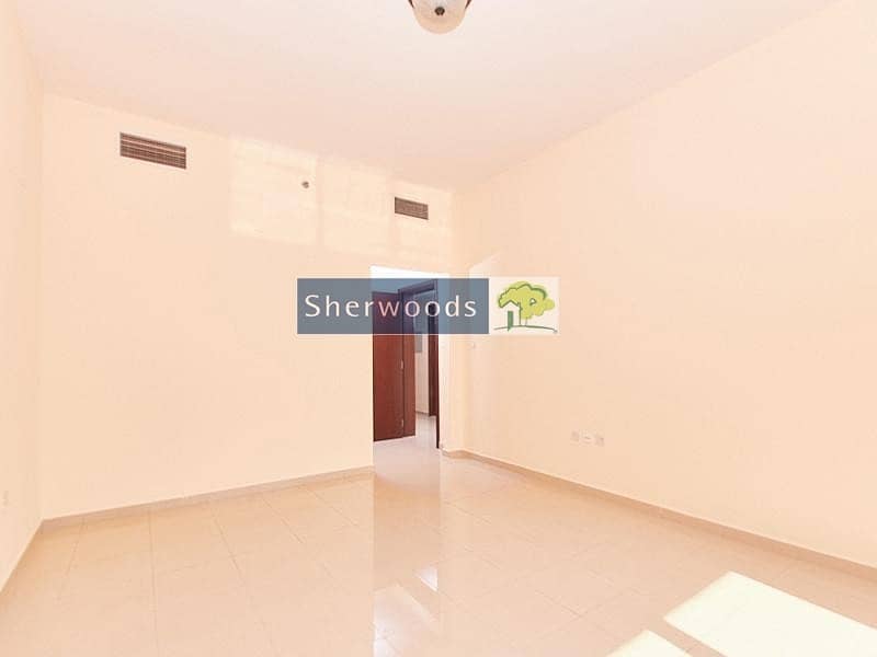 6 Walk to Private Beach in this well kept apartment
