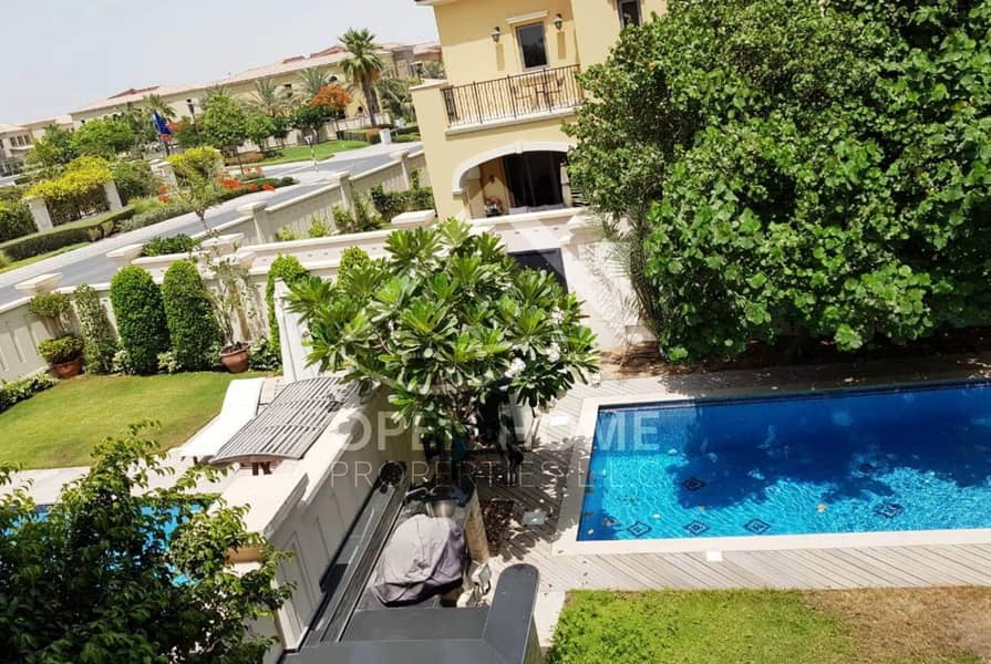 6 Excellent Luxurious  4 BR Town House with Private Pool