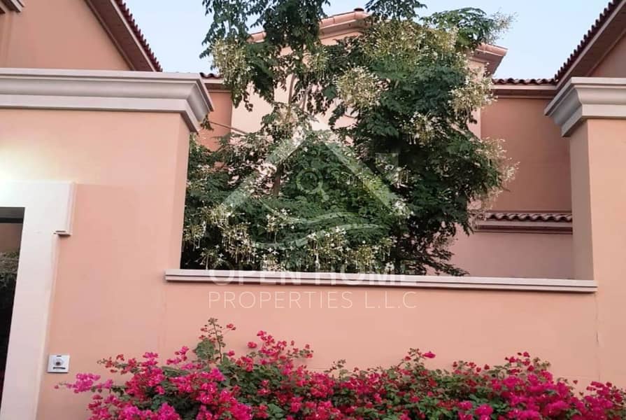 11 Excellent Luxurious  4 BR Town House with Private Pool
