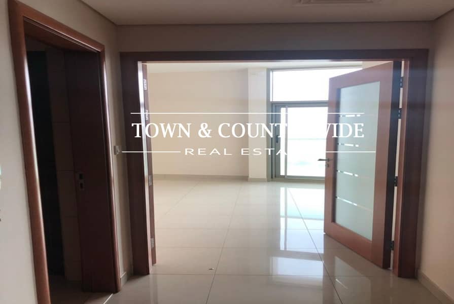 16 Hottest Deal!Vacant!Community with sea view 1BR with Balcony @ Beach Tower