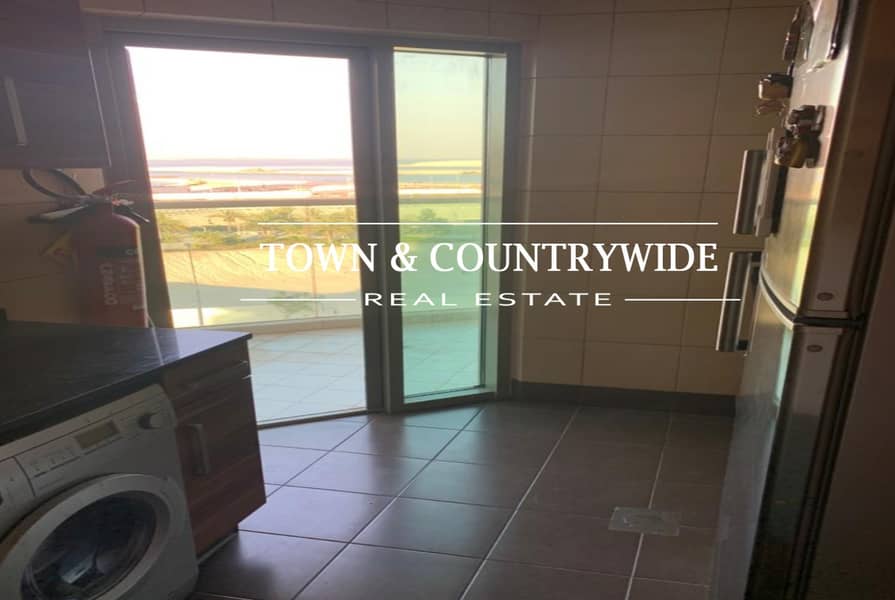 21 Hottest Deal!Vacant!Community with sea view 1BR with Balcony @ Beach Tower