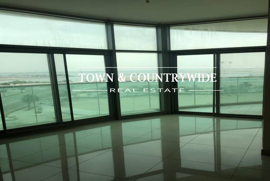 25 Hottest Deal!Vacant!Community with sea view 1BR with Balcony @ Beach Tower