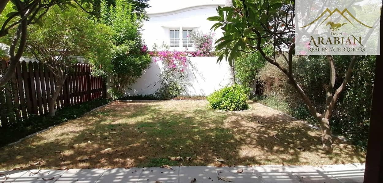 3 Renovated  3 Bed Villa with Private Garden