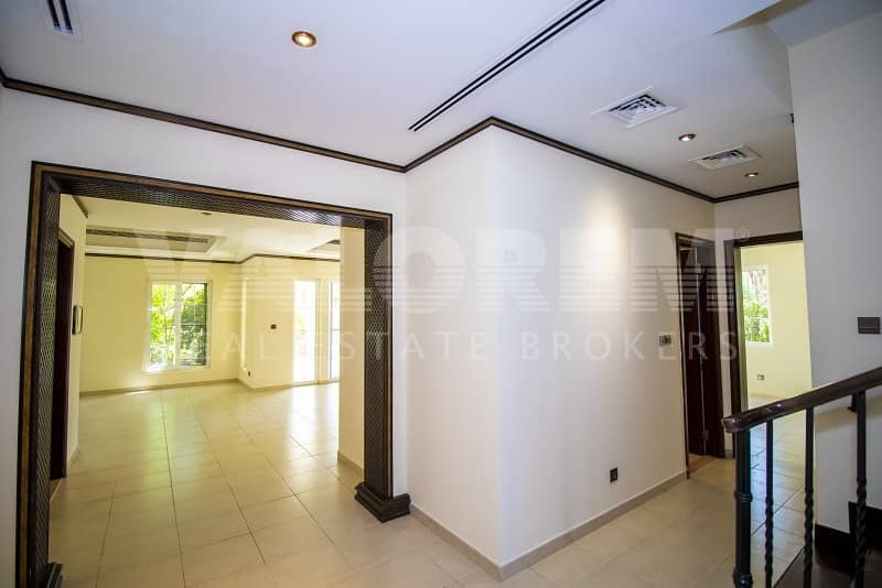 11 Exclusive |Fully Upgraded|Private Pool| 4BR+Office