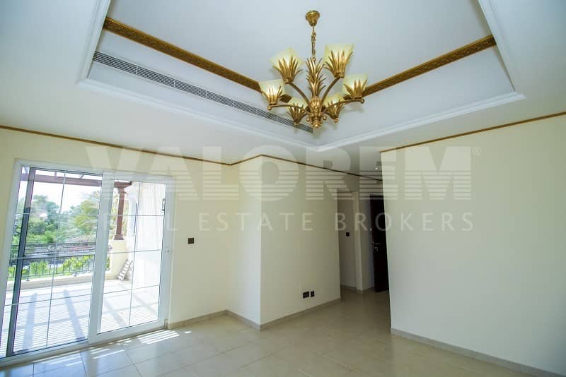 12 Exclusive |Fully Upgraded|Private Pool| 4BR+Office