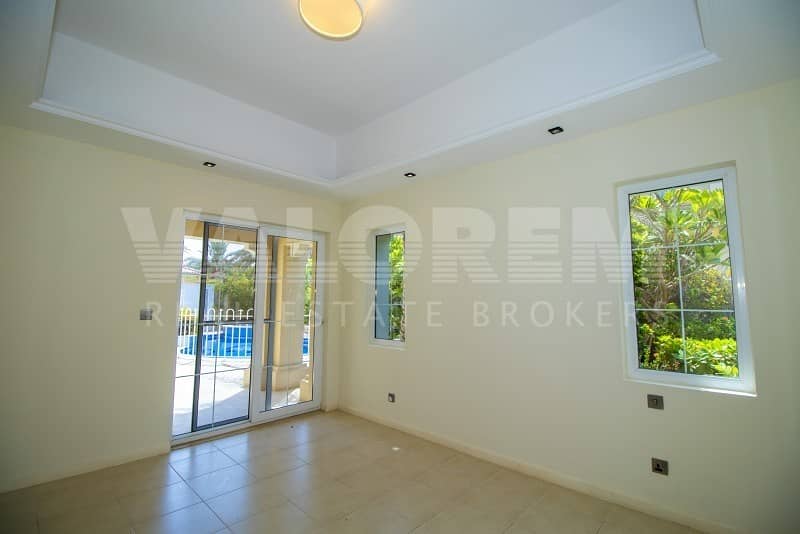 19 Exclusive |Fully Upgraded|Private Pool| 4BR+Office