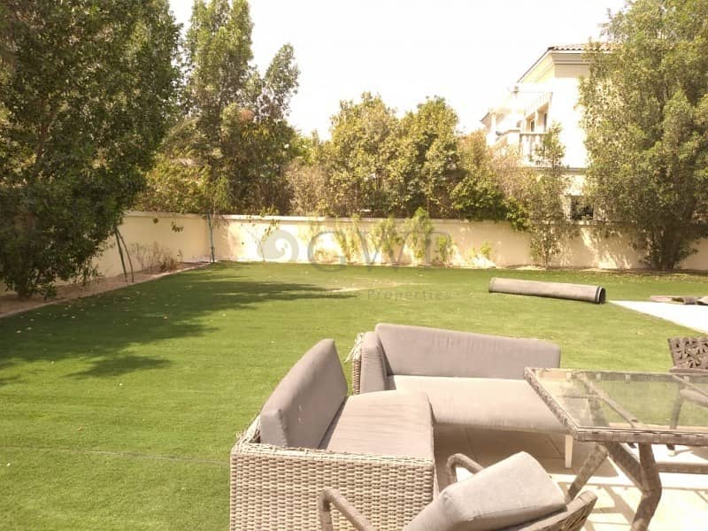 7 Amazingly Private | Massive Green Yard | Low Maintenance | Close To Park |
