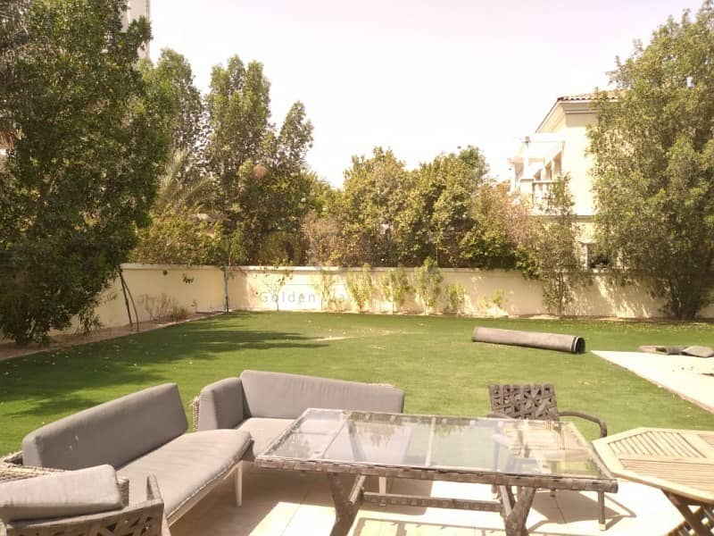 9 Amazingly Private | Massive Green Yard | Low Maintenance | Close To Park |