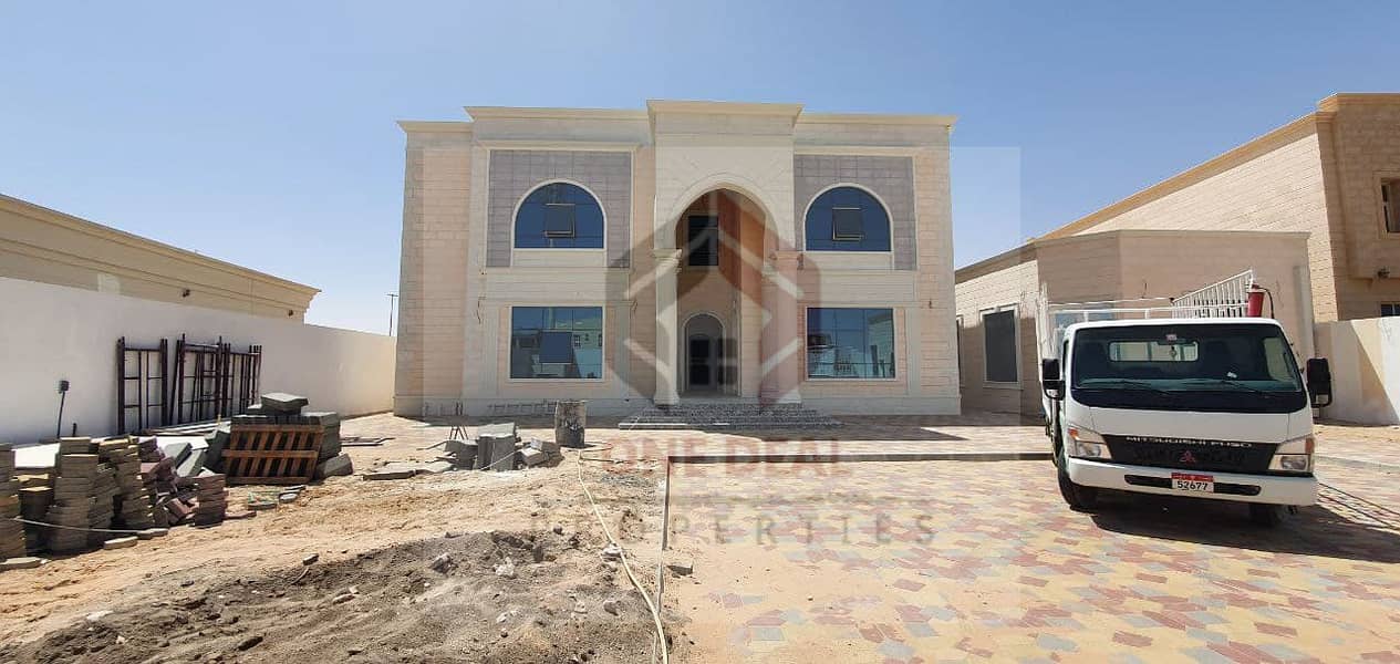 Private New Elegant 8bhk Separate villa in Zakher AL AIn