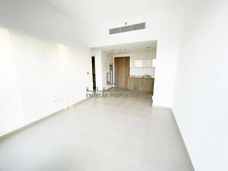 3 Pool View |1 Month Free  | Spacious And Brighter