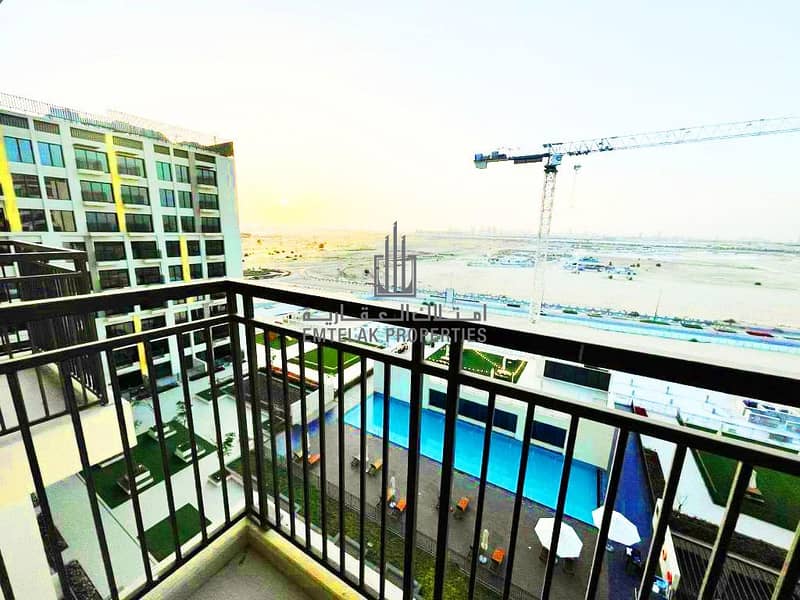 10 Pool View |1 Month Free  | Spacious And Brighter