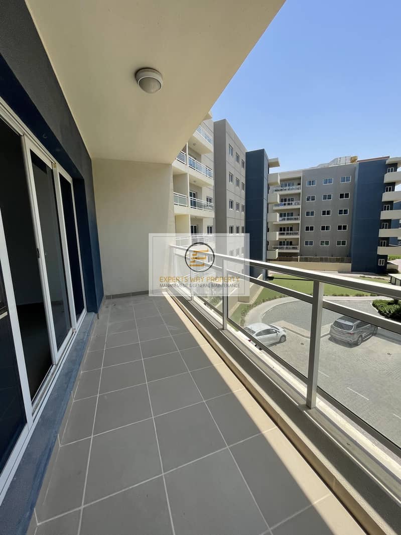 5 Amazing 3 bedrooms Apartment with Tawtheeq