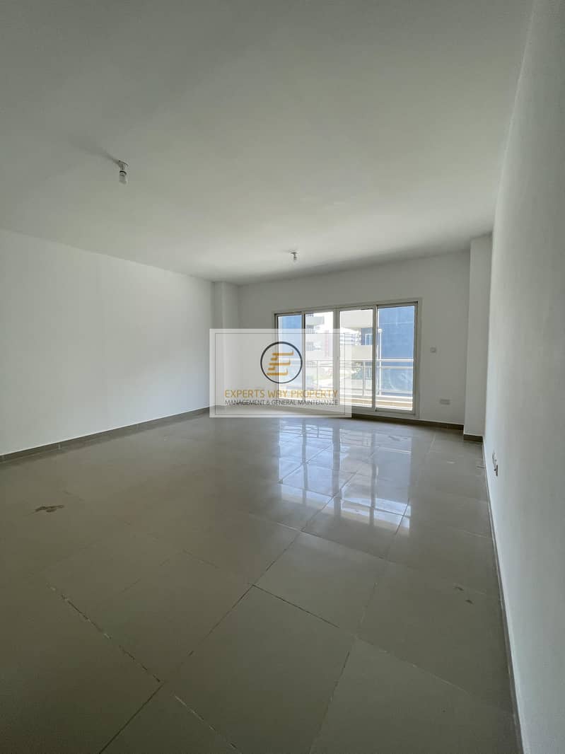 18 Amazing 3 bedrooms Apartment with Tawtheeq