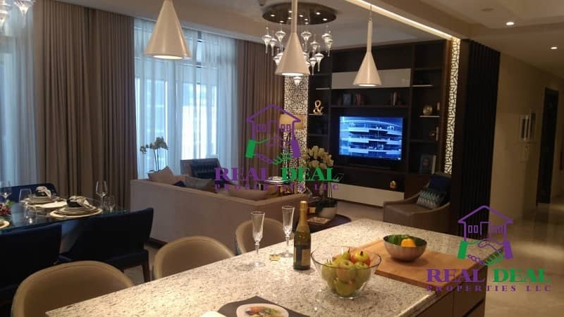 12 Luxury 2 beds apartment / Burj khalifa view