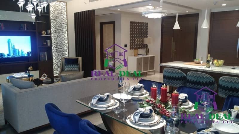 15 Luxury 2 beds apartment / Burj khalifa view