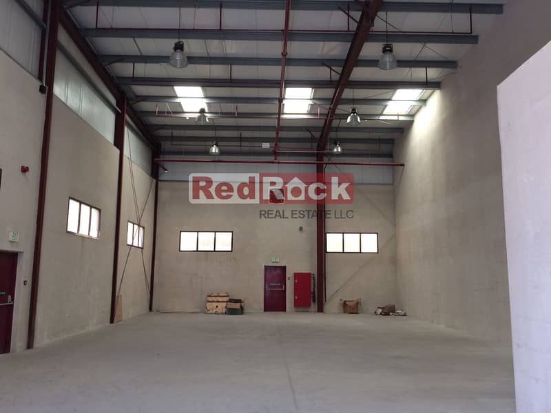 Lovely 2800 Sqft Warehouse with Office, Washroom and Pantry in Ras Al Khor