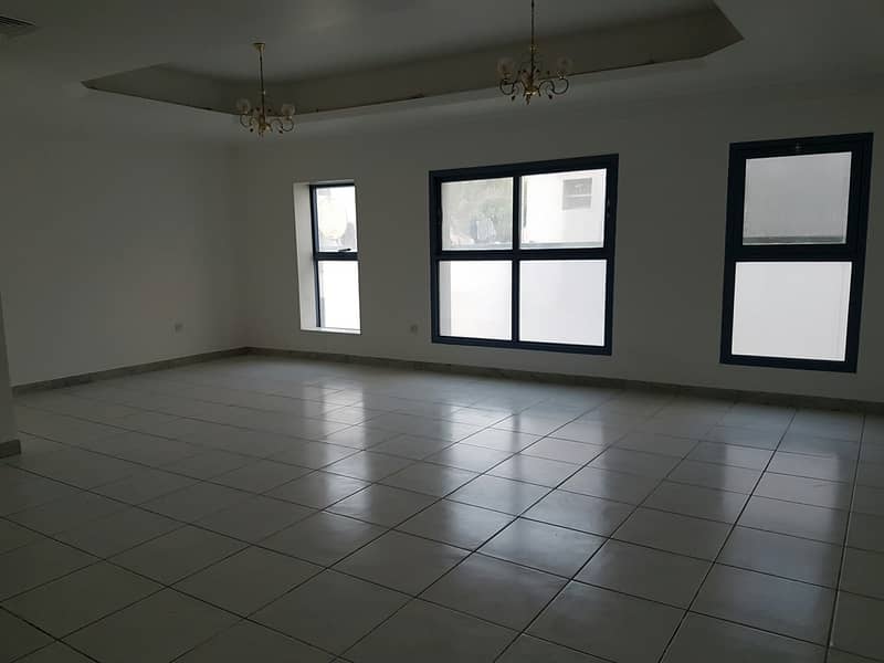 Sharing  Allowed 1 Month 6/12 Cheques Opp. Reef Mall, Duplex Apartment