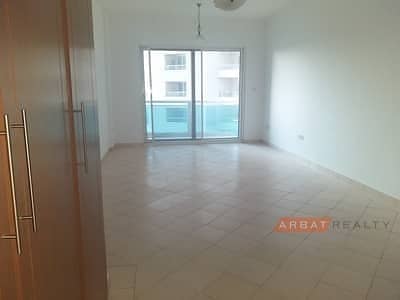 14 Fully furnished studio for rent with parking in crescent tower impz