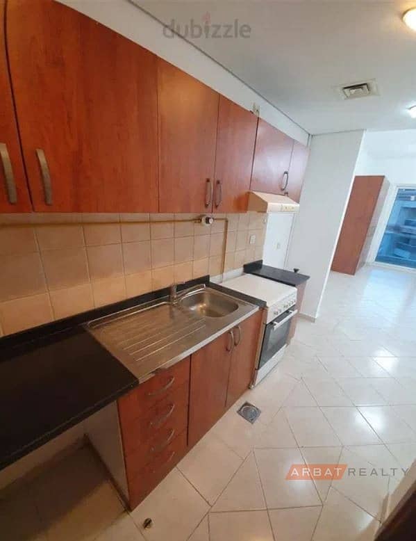19 Fully furnished studio for rent with parking in crescent tower impz