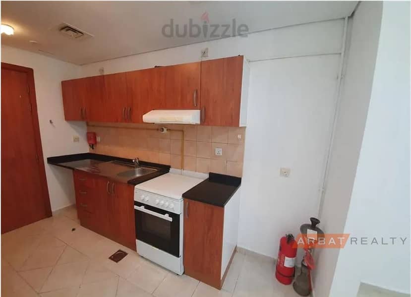 21 Fully furnished studio for rent with parking in crescent tower impz
