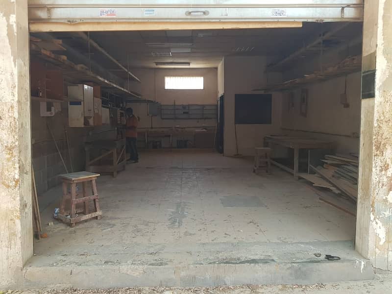 Warehouse for rent In Mowaihat  industrial area Ajman
