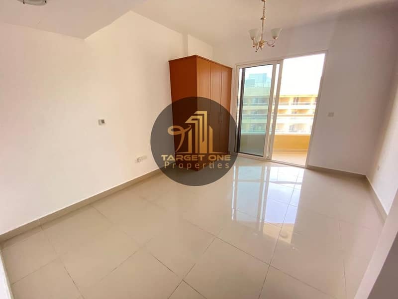 2 Well Maintained Bright Studio / Balcony in IMPZ