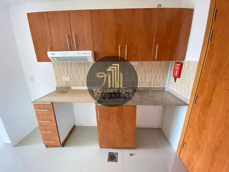 9 Well Maintained Bright Studio / Balcony in IMPZ