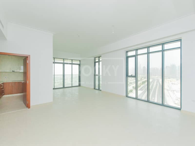 16 Golf Course View | Spacious 2 Bed | The Hills A
