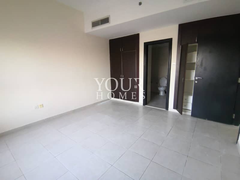 6 SB |Duplex apt |Vacant Ready to move in 3Bed +M, Pool View