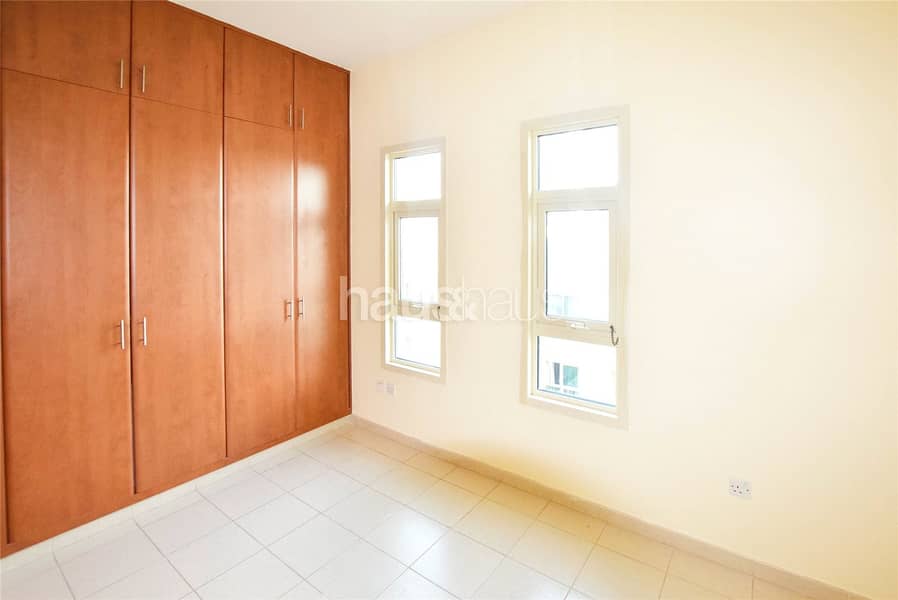 5 2 Bed + Study | Unfurnished | High Floor