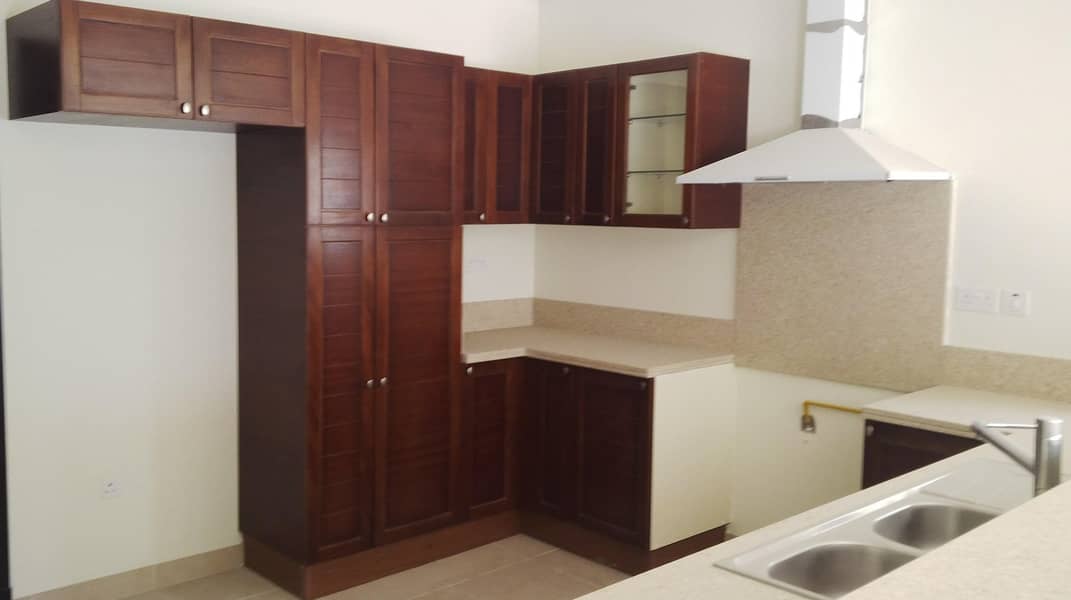 5 Furjan 3 bedroom Town House Qourtaj