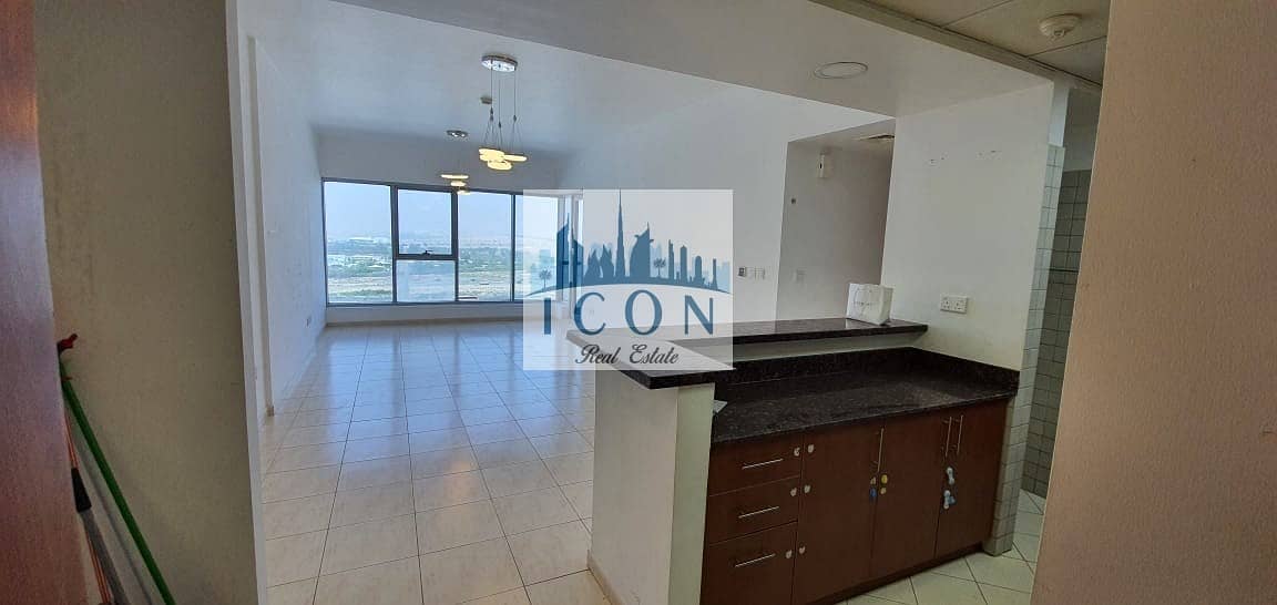 9 Skycourt Tower B | 2 Bedroom | Huge Size |well -maintained