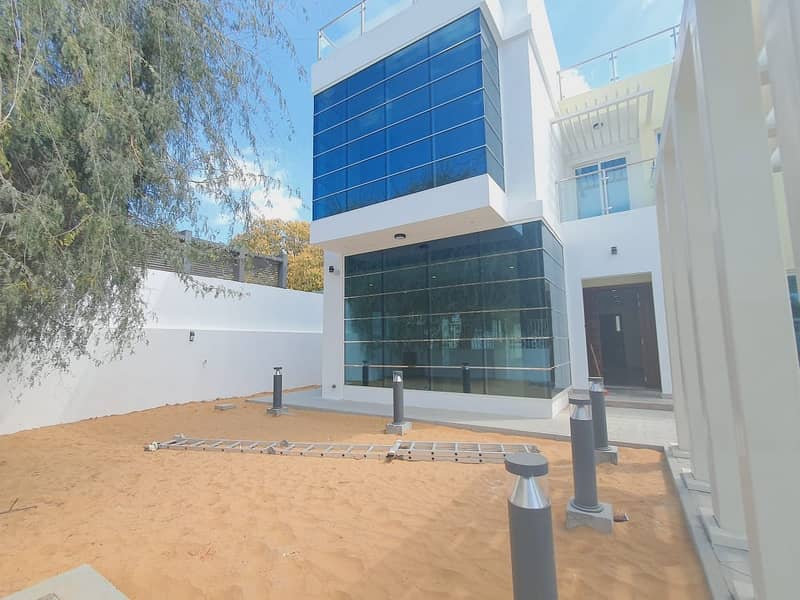 15 brand new modern commercial villa in umm suqeim 1 rent is 475k