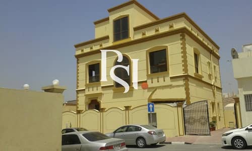 Arabic Style 5 BR Villa / Close to Downtown Aljaflia