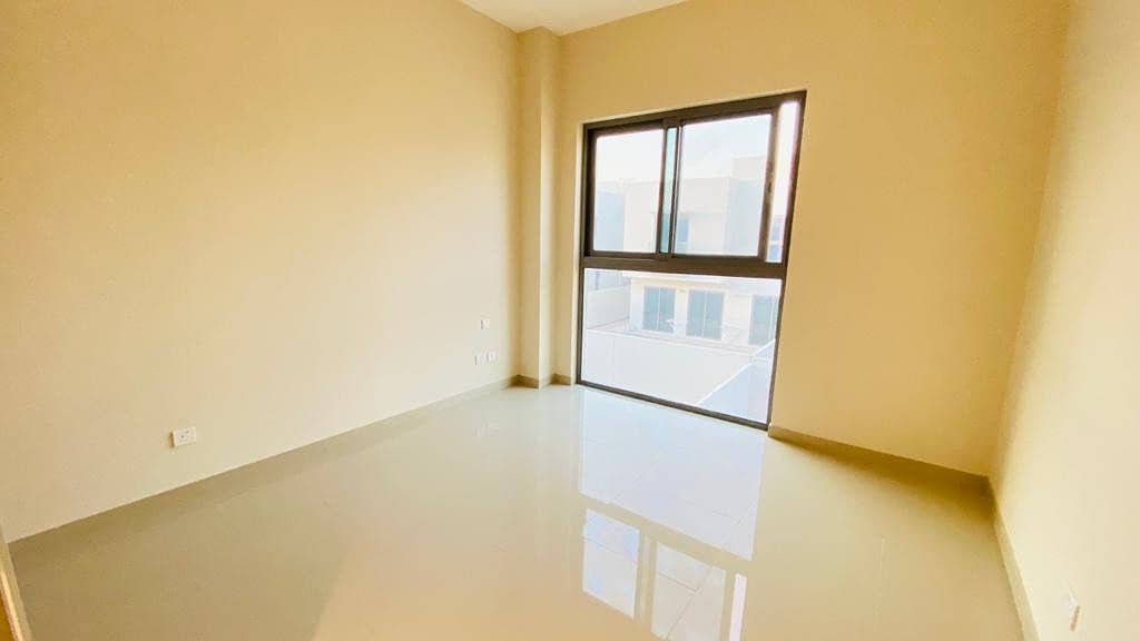 One month free Brand new 3br+maids 3000sqft rent 110k in 4chqs in al zahia area sharjah
