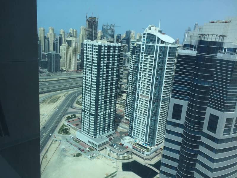 23 INVESTMENT DEAL !!!  VACANT 3 BED APT HIGH FLOOR in LAKE POINT TOWER (JLT)