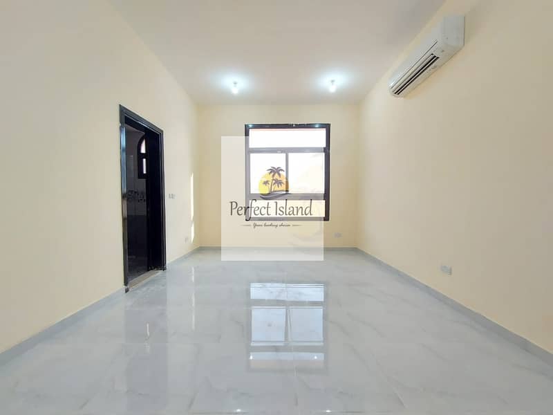Квартира в Мадинат Аль Рияд, 2 cпальни, 44000 AED - 5202985