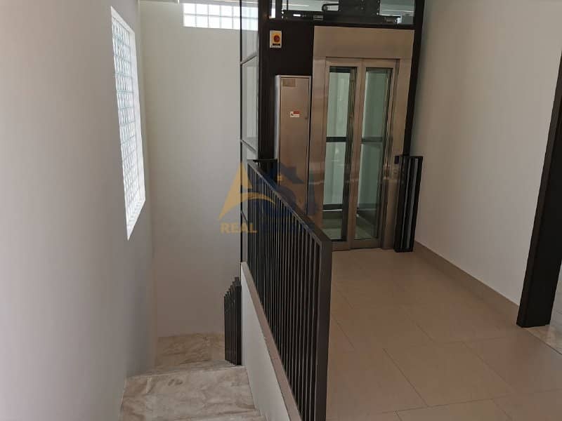 16 Brand New Elevator Equipped 5 Bed Villa Maids Balcony 6 Parking