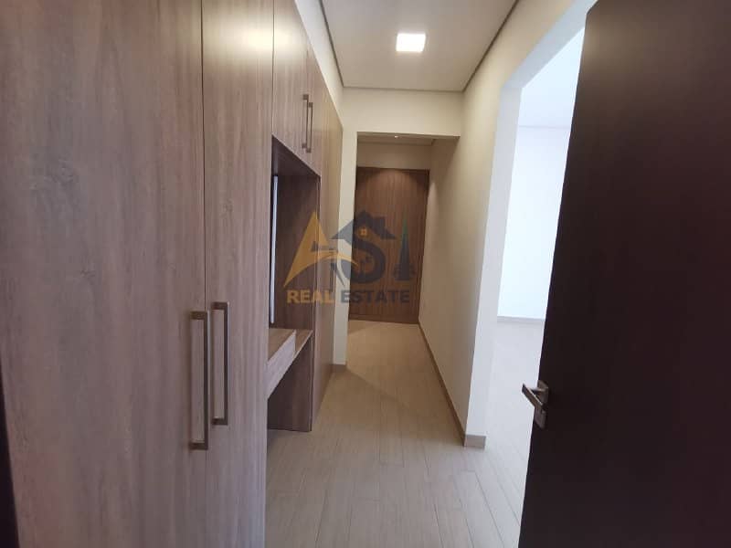 26 Brand New Elevator Equipped 5 Bed Villa Maids Balcony 6 Parking