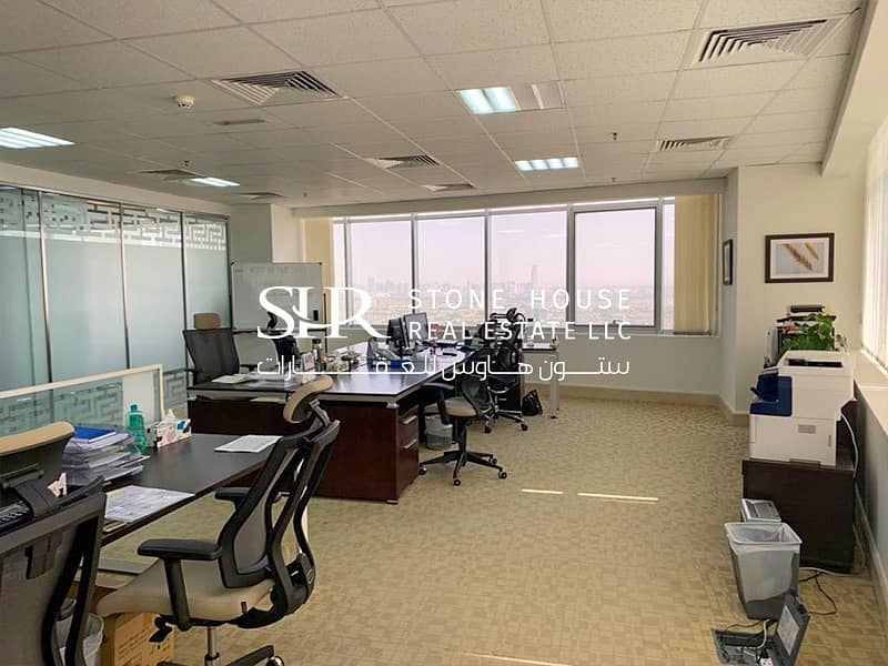 12 Fitted Office for Rent | High Floor | Vacant