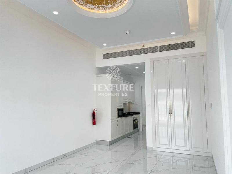 3 Spacious | Studio Apartment |  Arjan